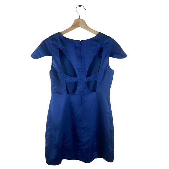 Finders Keepers Blue Back Cutout Mini Dress Size Large NWT - Picture 2 of 7